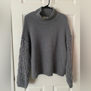 Gently Worn- Universal Thread Cropped Knit Turtleneck Sweater XL